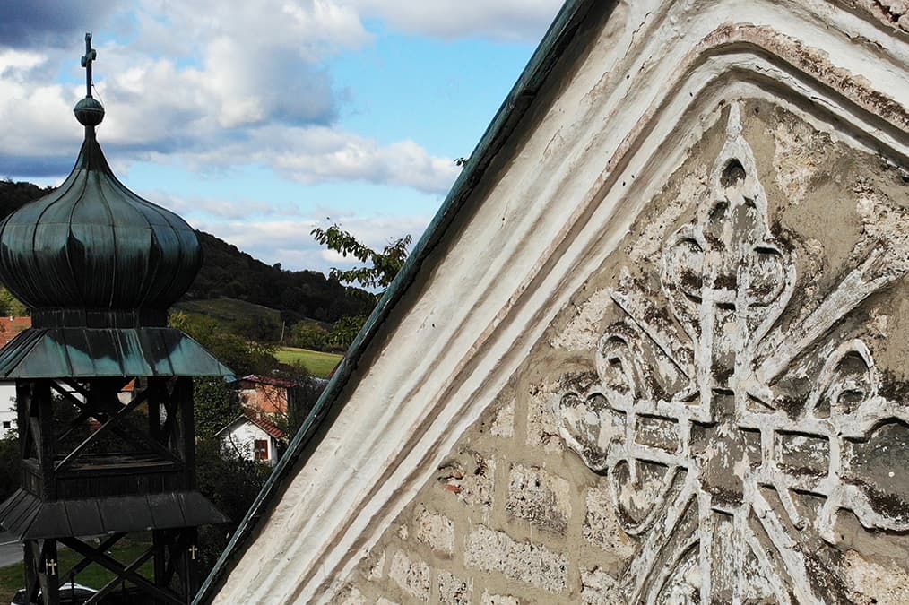 Црква Благовјештења Пресвете Богородице - Манастир Папраћа