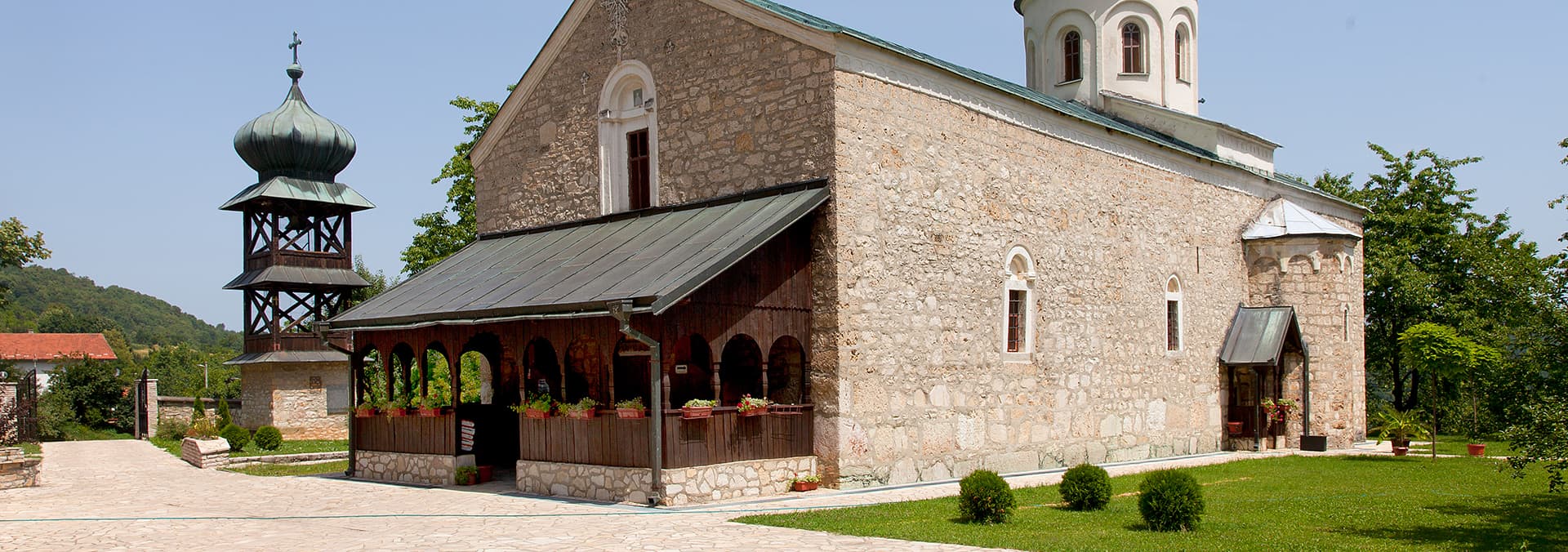 Манастир Папраћа